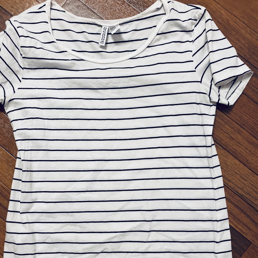 Tee